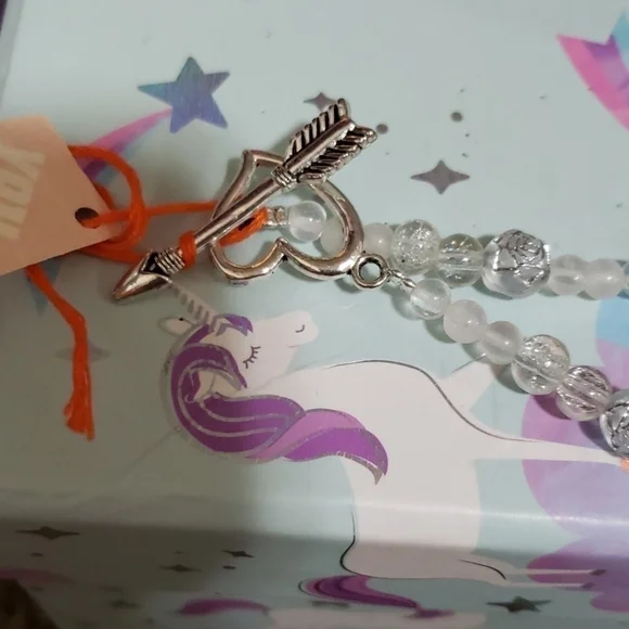 White & silver necklace with white crystal pendant - Picture 3 of 3